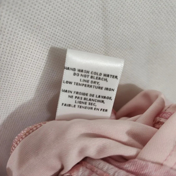 Fraiche by J Romper V-neck Surplice Smocked Waist Shorts Women Size L Pink - Picture 9 of 9